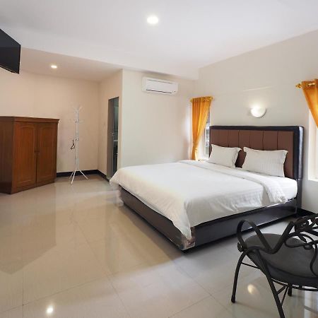 New Gentala Hotel Medan Buitenkant foto