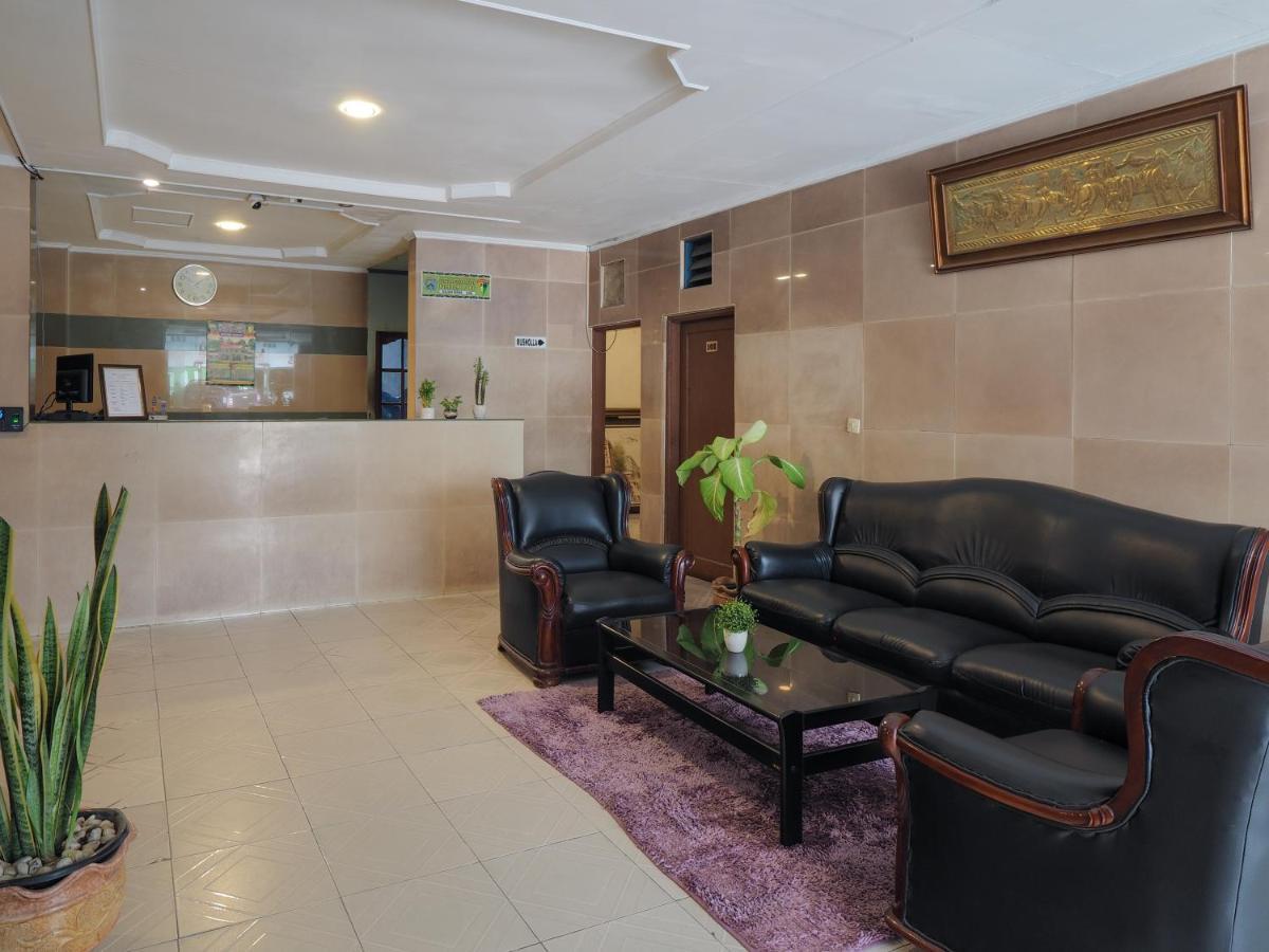 New Gentala Hotel Medan Buitenkant foto