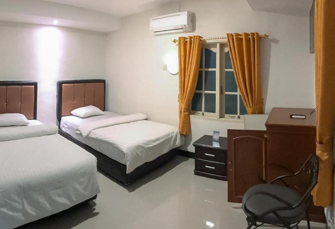 New Gentala Hotel Medan Buitenkant foto