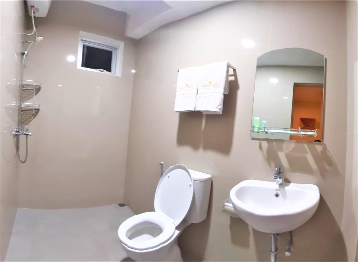 New Gentala Hotel Medan Buitenkant foto